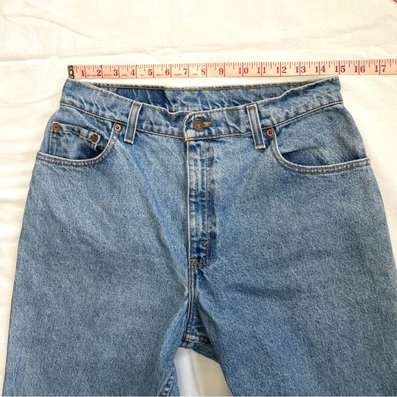 Vintage Levi's 551 Relaxed Tapered 10 12 Petite - Picture 6 of 10